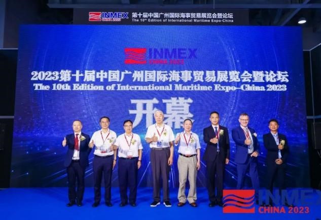 4.合影.jpg 4.合影.jpg